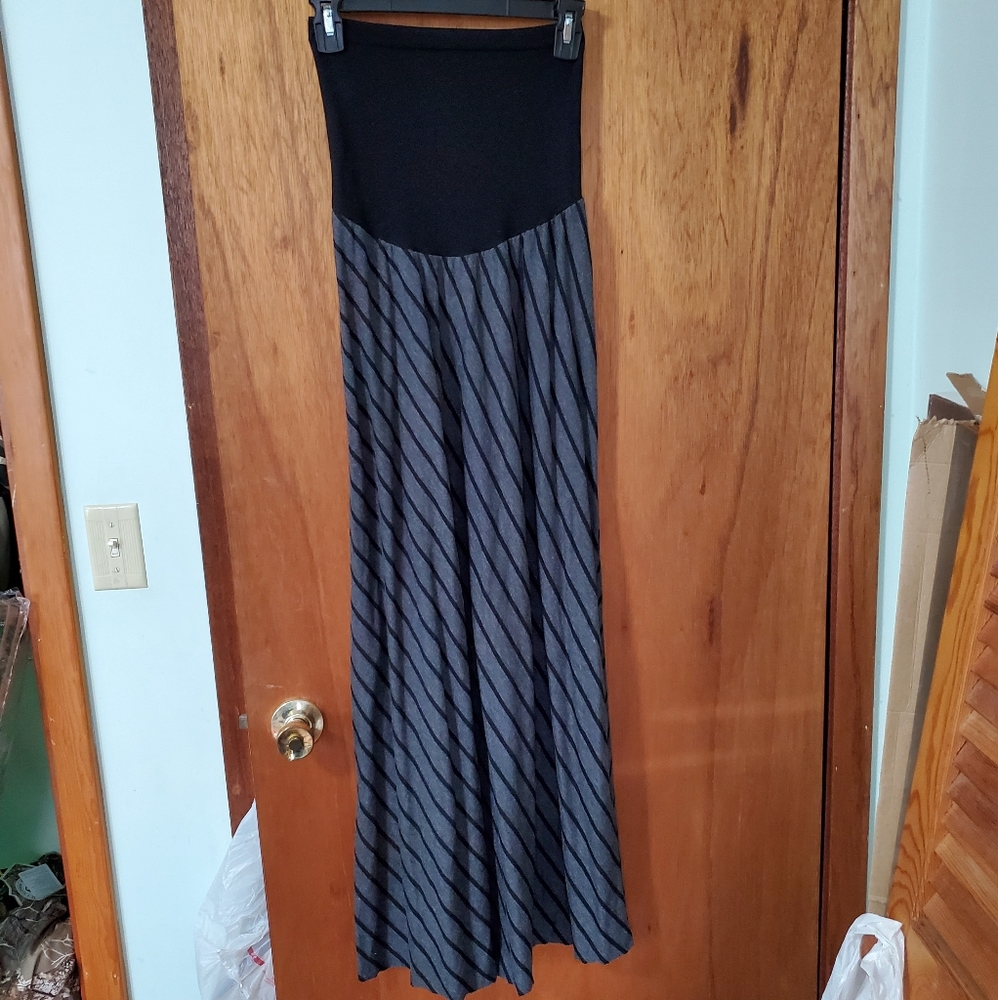 Motherhood maternity maxi skirt size xl